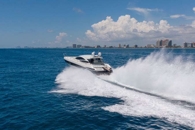 2005 PERSHING 50 - Rooster Tail