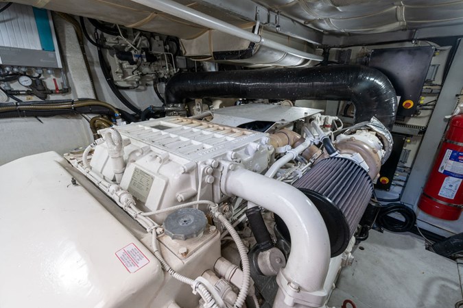 2005 PERSHING 50 - Engine