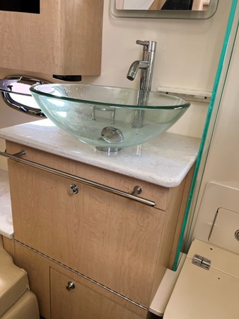 19_2013 37ft Boston Whaler 370 Outrage