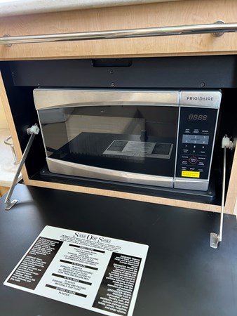 20_2013 37ft Boston Whaler 370 Outrage