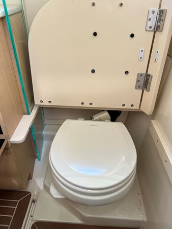 21_2013 37ft Boston Whaler 370 Outrage