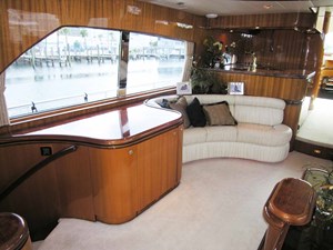 BALOZI 2 Salon Looking Forward to Port
