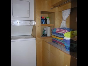 BALOZI 16 Stbd Side Master Locker