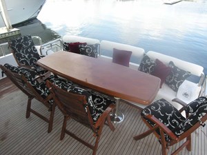 BALOZI 29 Aft Deck Table