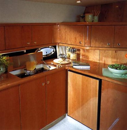 11_2000 44ft Sunseeker Camargue BUSSOLLOCI