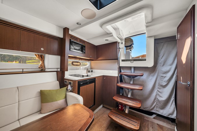 24_2019 35ft Sea Ray 350 Coupe