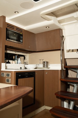 28_2019 35ft Sea Ray 350 Coupe NADA MAS