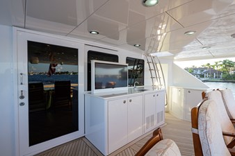 IRISH EI'S 5 Aft Deck