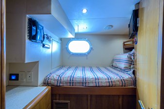IRISH EI'S 58 Crew Quarters