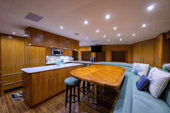 IRISH EI'S 18 Galley/Dinette