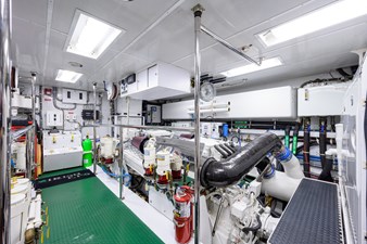 IRISH EI'S 60 Engine Room