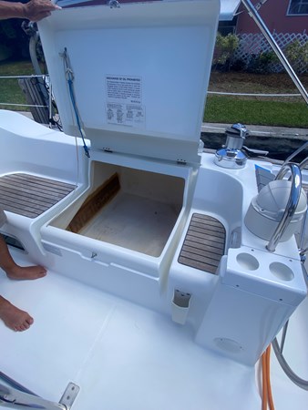 15_2004 47ft Beneteau 473 sloop