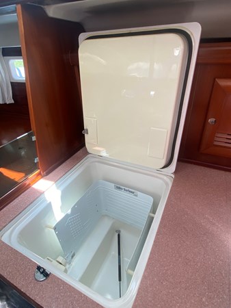 27_2004 47ft Beneteau 473 sloop