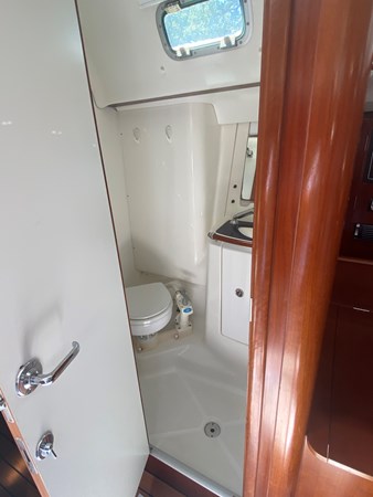 45_2004 47ft Beneteau 473 sloop