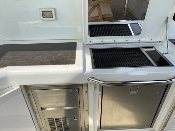 12_2014 54ft Sea Ray Sundancer BRIGG SEA