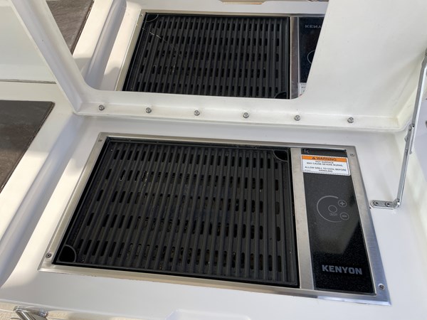 13_2014 54ft Sea Ray Sundancer BRIGG SEA