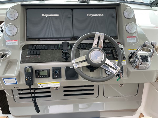 16_2014 54ft Sea Ray Sundancer BRIGG SEA