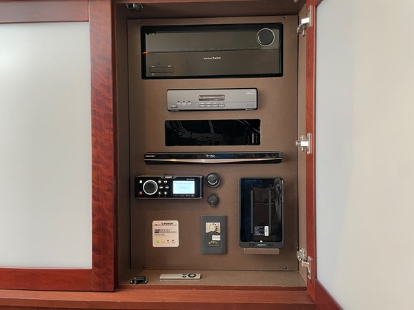 48_2014 54ft Sea Ray Sundancer BRIGG SEA