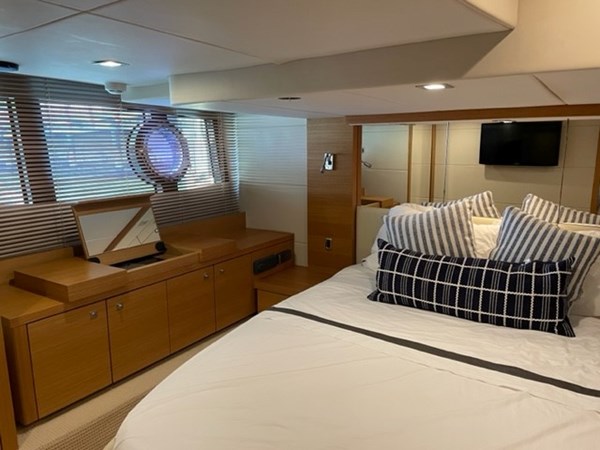 24_2013 48ft Sunseeker Portofino SHARED CUSTODY