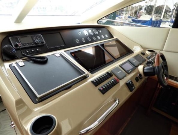 30_2007 62ft Sunseeker Predator Z