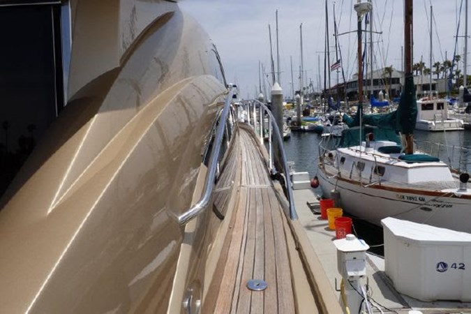 90_2007 62ft Sunseeker Predator Z