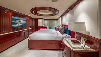 CARTE BLANCHE 17 CARTE BLANCHE 161'/49.07 Christensen 2009/2023 - Master Stateroom