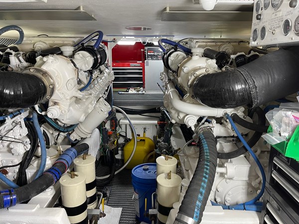 21_1998 54ft Viking 54 Motor Yacht MRS CHIPS