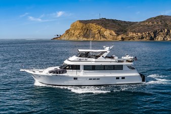 LOVELIEST LADY 57 EXTERIOR