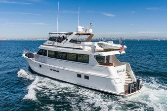 LOVELIEST LADY 60 EXTERIOR