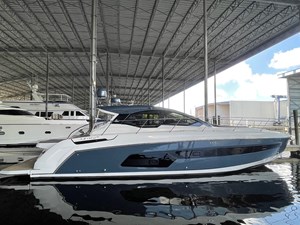 Atlantis 27