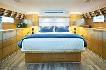 TUFF LIFE IV 8 Owner Stateroom