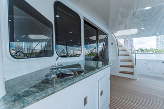 FULLY OCCUPIED 11 Aft Deck