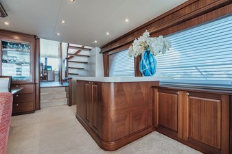 FULLY OCCUPIED 44 Salon
