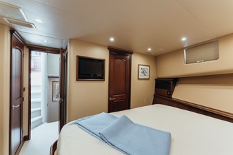 FULLY OCCUPIED 73 Guest Stateroom (Forward)