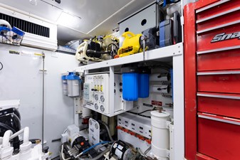 FULLY OCCUPIED 82 Engine Room