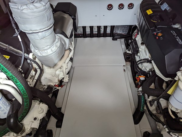 40_2018 52ft Sunseeker Manhattan