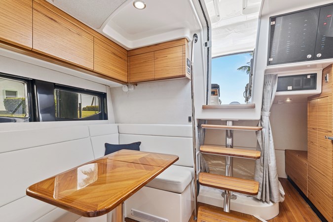 19_2022 40ft Boston Whaler 405 Conquest LOBO DEL MAR II