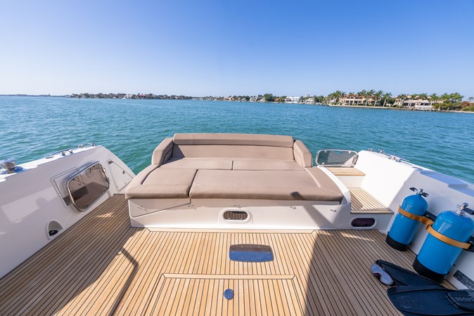 12_2016 55ft Prestige 550S TINKA