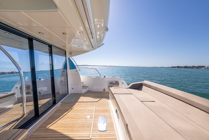 16_2016 55ft Prestige 550S TINKA