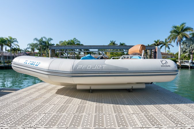 21_2016 55ft Prestige 550S TINKA