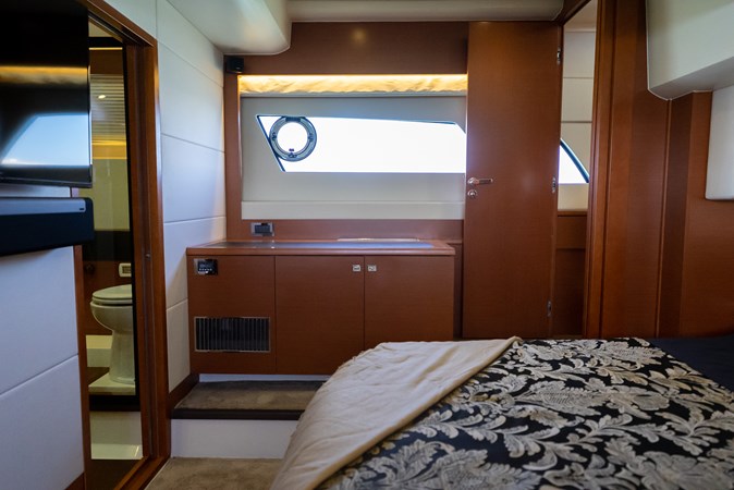 35_2016 55ft Prestige 550S TINKA