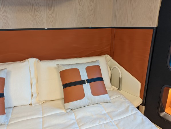 41_2023 Astondoa 677 Coupe