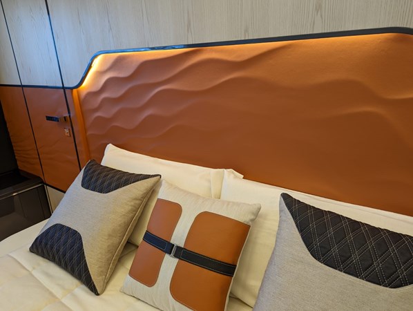 48_2023 Astondoa 677 Coupe