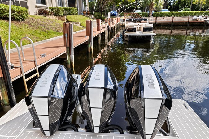 17_2021 38ft Formula 380 SSC OB HAPPY 2 GETHER