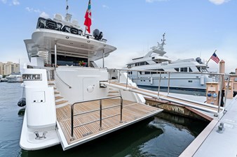 Invictus 10 Invictus 2006 PALMER JOHNSON Motor Yacht Motor Yacht Yacht MLS #313385 10