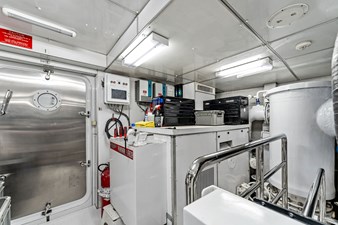 Invictus 74 Invictus 2006 PALMER JOHNSON Motor Yacht Motor Yacht Yacht MLS #313385 74