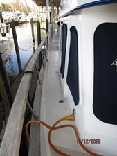 Catalina Jack 16 15_2794527_44_defever_starboard_side_deck2