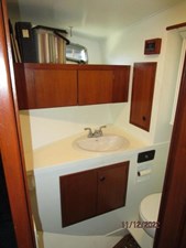 Catalina Jack 56 55_2794527_44_defever_guest_stateroom_head