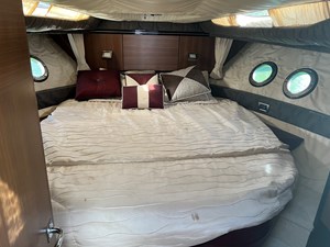 Mirax 8 Main cabin