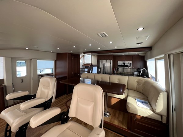 38 Pilothouse